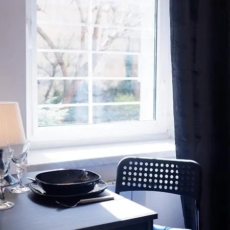 Calm And Quiet In - Kawalerka W Centrum Apartment *